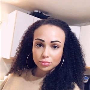 Meet your Posher, Chanelle